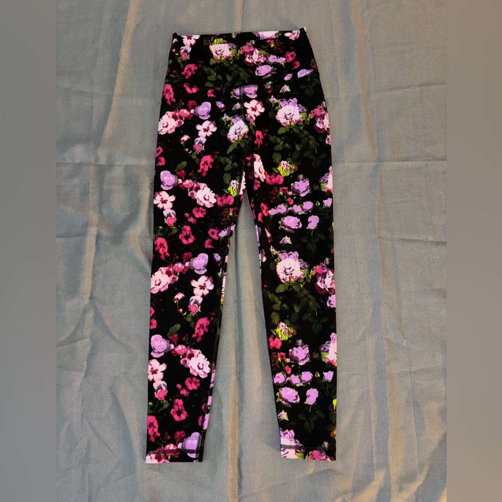 Old Navy Floral Leggings - Black and Pink